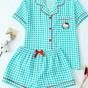 Women’s Hello Kitty Blue Green Checkered Pajama Set Size L